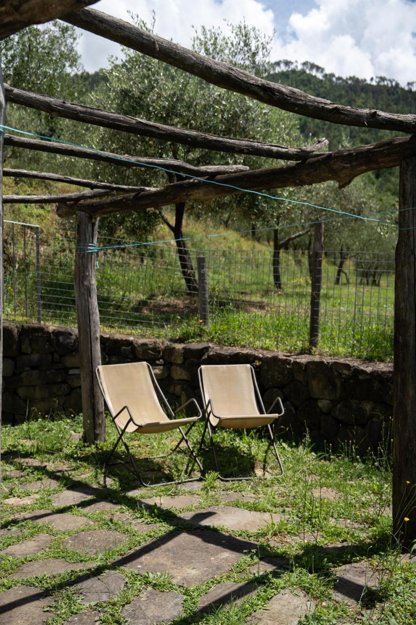 Agriturismo I Due Ghiri - Cinque Terre Calice al Cornoviglio ภายนอก รูปภาพ
