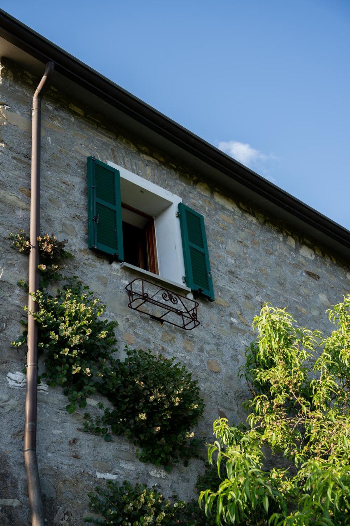 Agriturismo I Due Ghiri - Cinque Terre Calice al Cornoviglio ภายนอก รูปภาพ