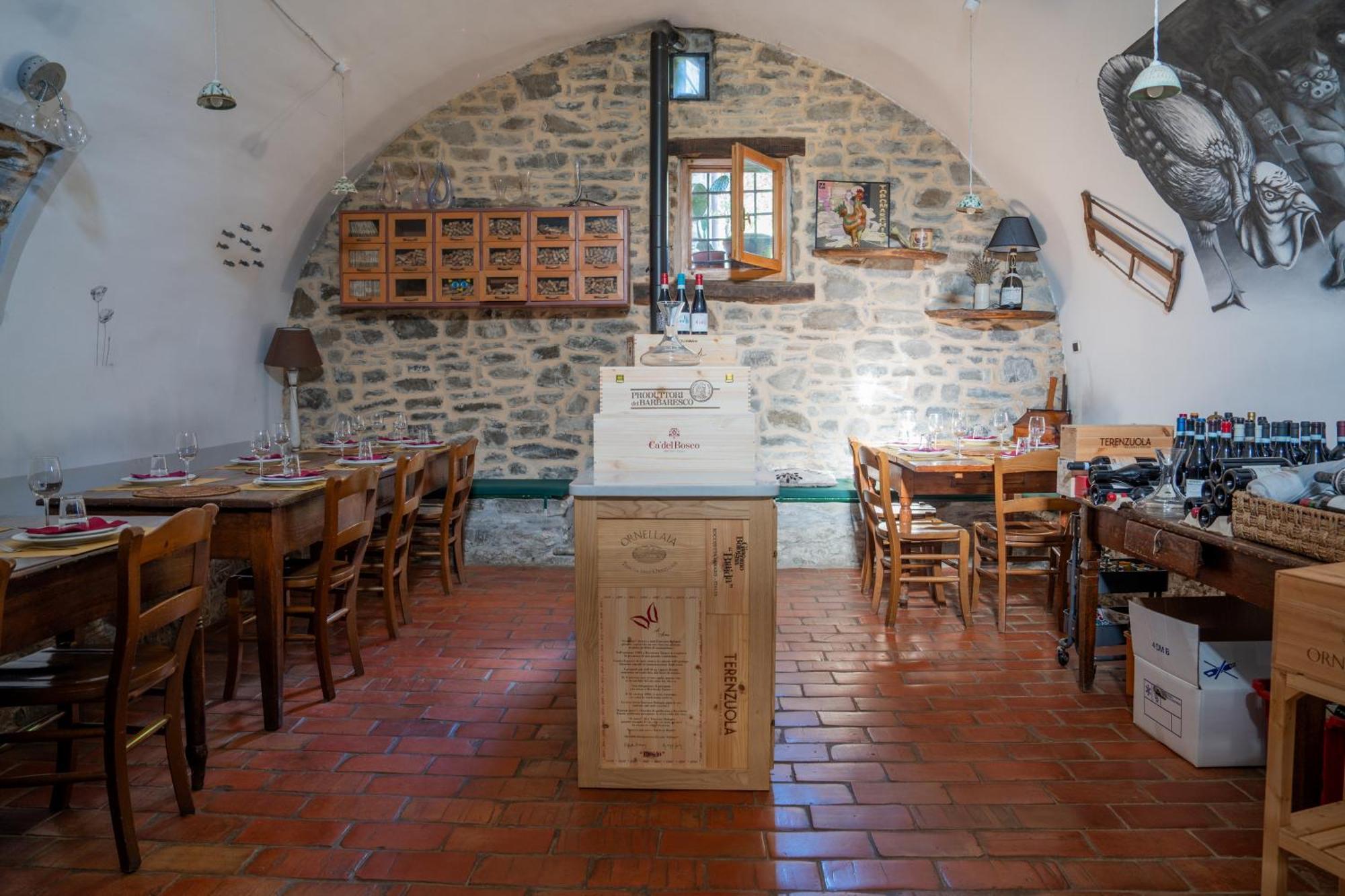 Agriturismo I Due Ghiri - Cinque Terre Calice al Cornoviglio ภายนอก รูปภาพ
